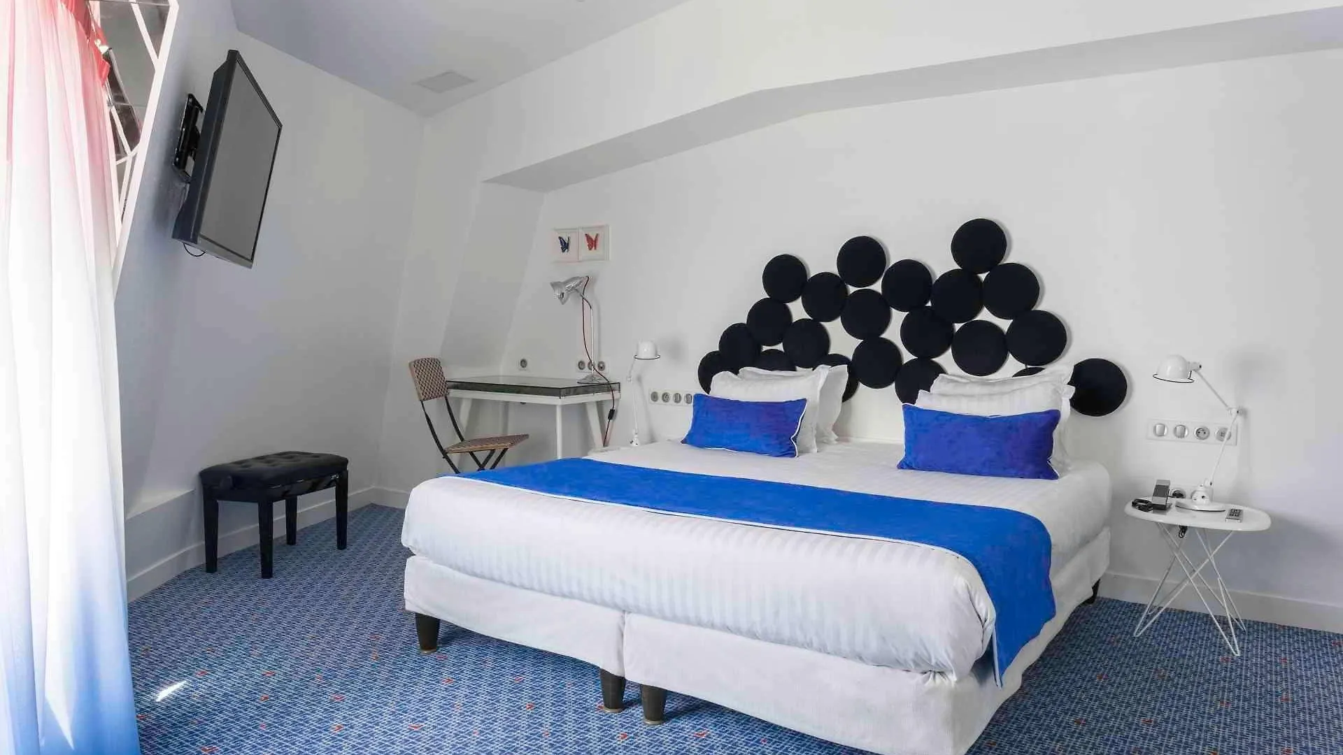 34b - Astotel מלון 3*
