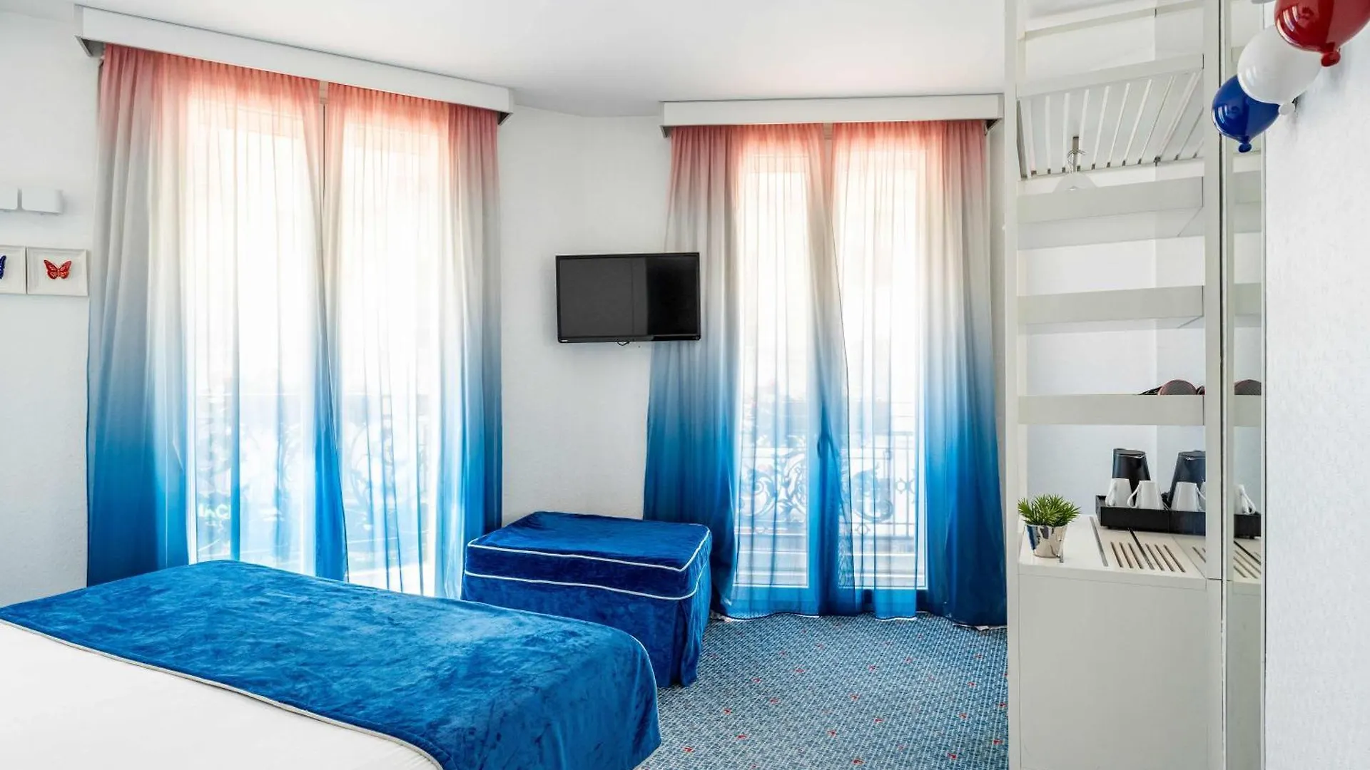 34b - Astotel פריז