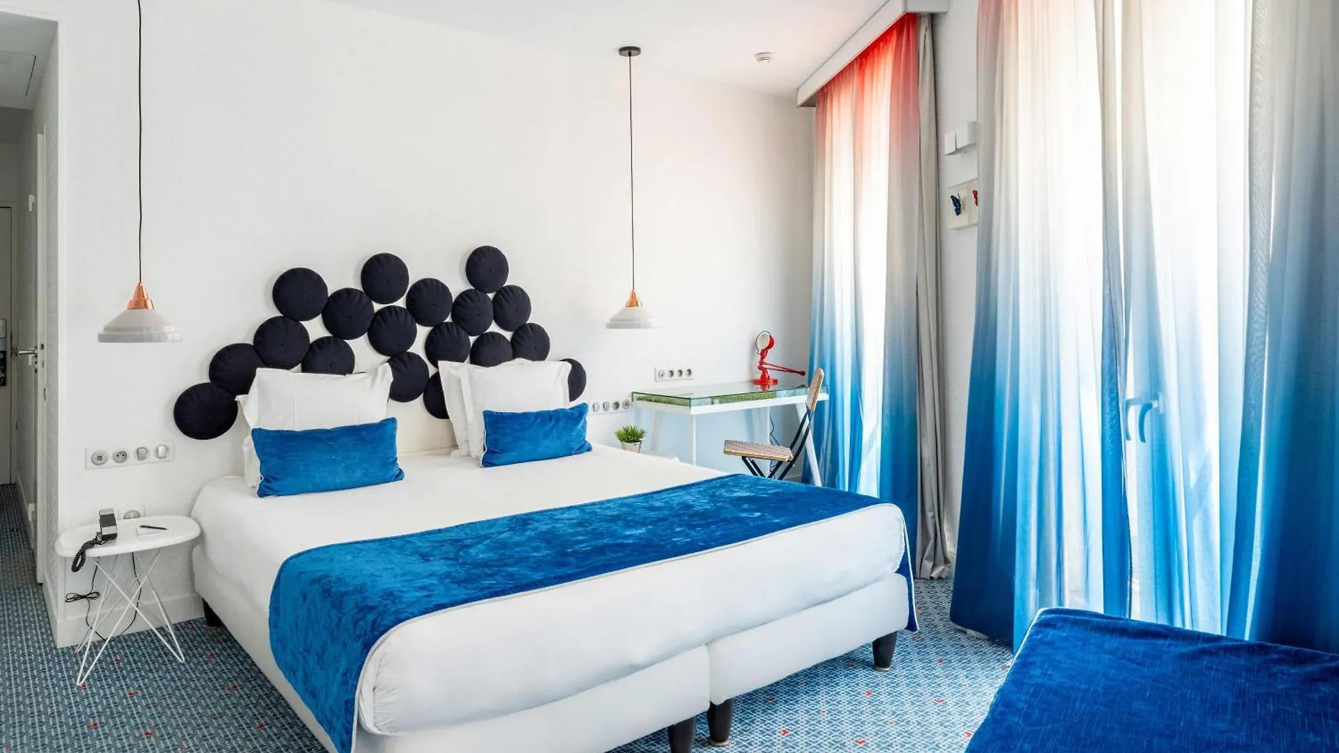 34b - Astotel
