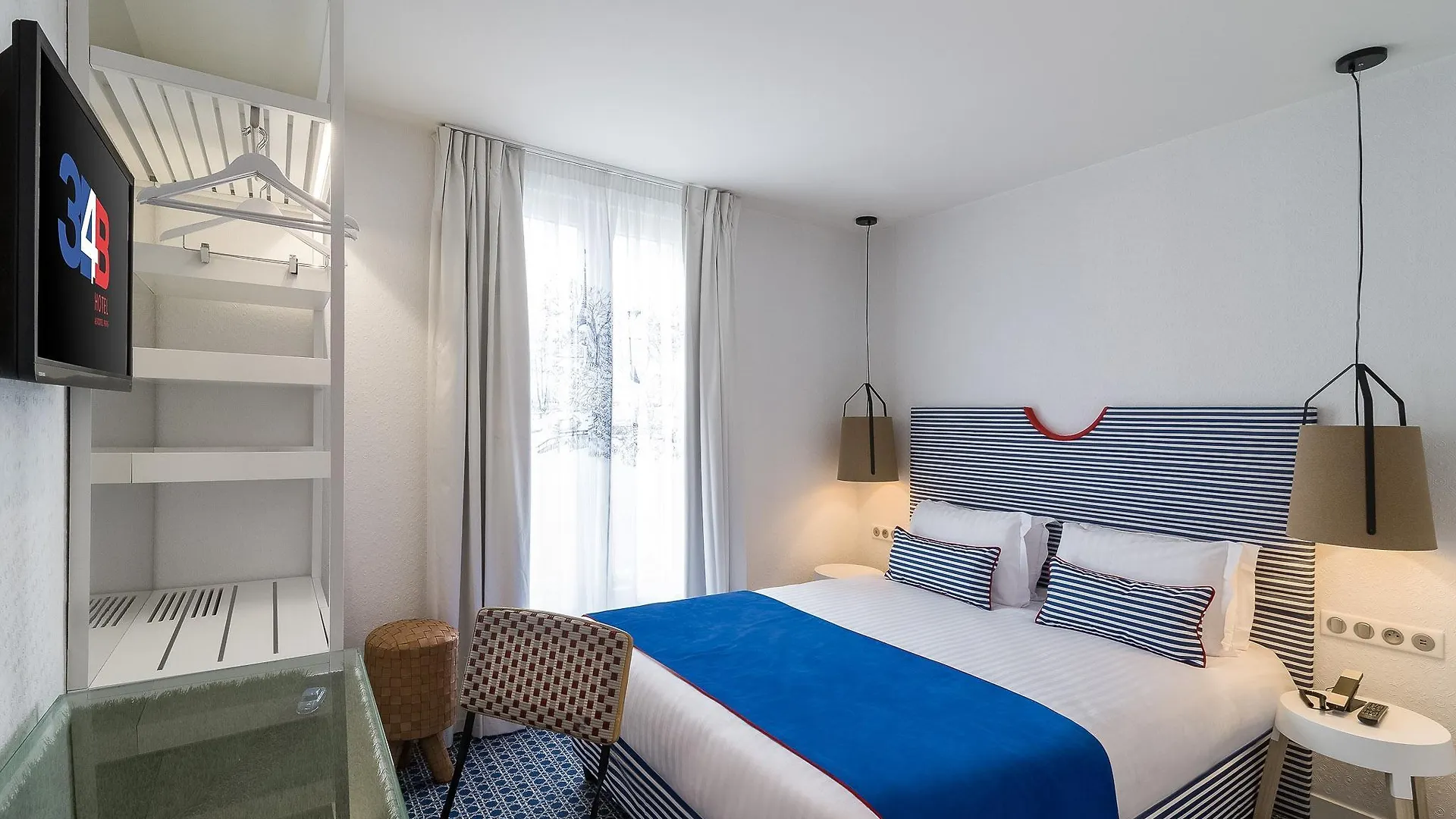34b - Astotel París